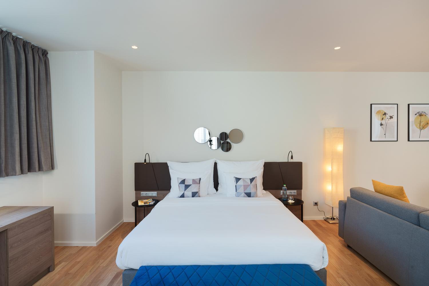 Hotel Cube ปราก ภายนอก รูปภาพ