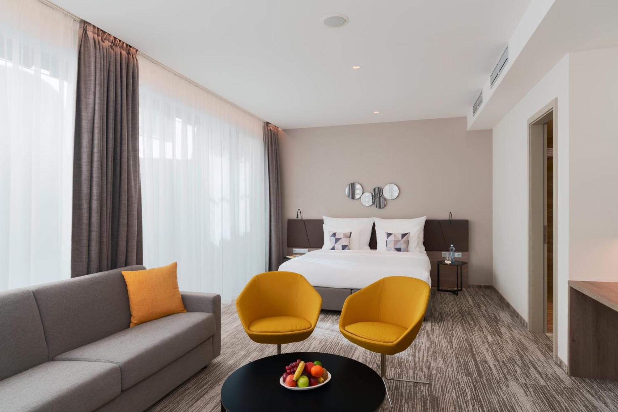 Hotel Cube ปราก ภายนอก รูปภาพ